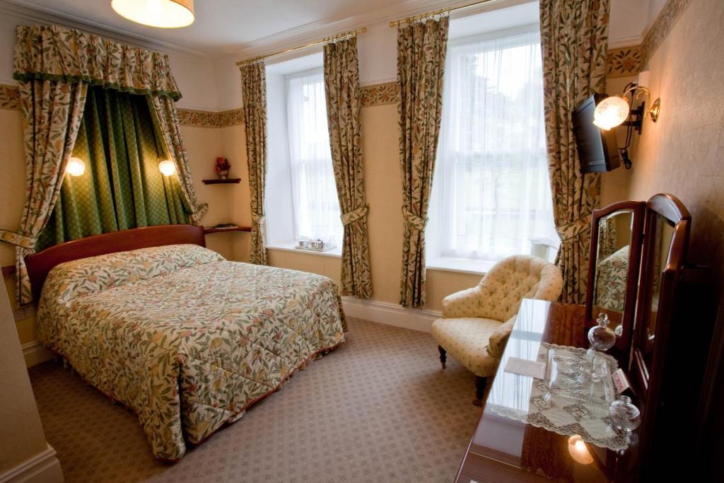 Gwrach Ynys Country Guest House 할레흐 객실 사진