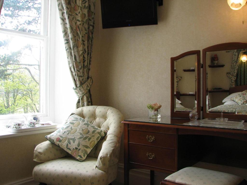 Gwrach Ynys Country Guest House 할레흐 객실 사진